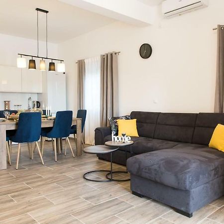 Villa Nava ベンコヴァツ エクステリア 写真
